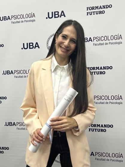 Claudia Manzanos, Psicóloga U.B.A.
